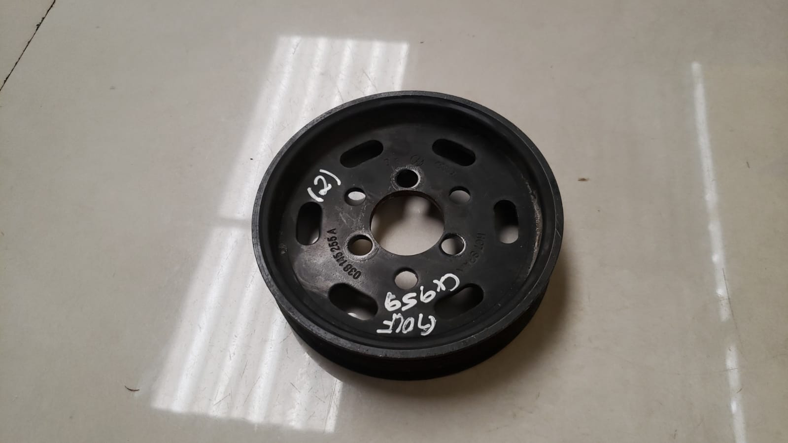 Polia Direção Hidráulica -Golf 2.0 2008-2013 038145255a (2)