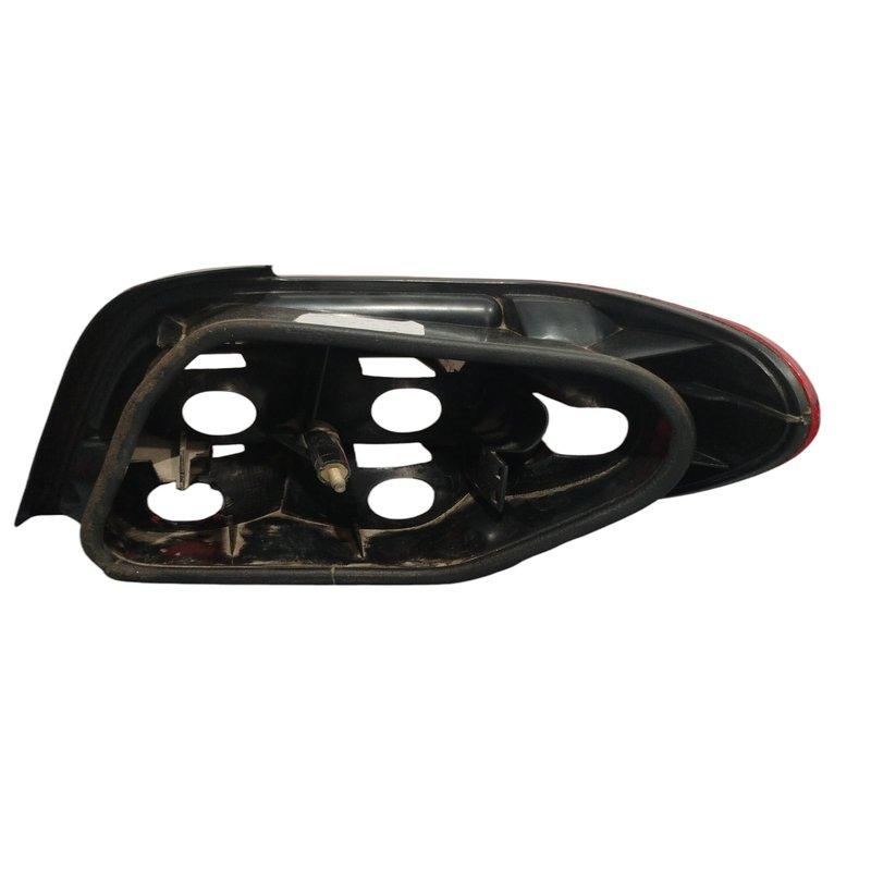Lanterna traseira esquerda Citroen Xsara 1999 a 2004