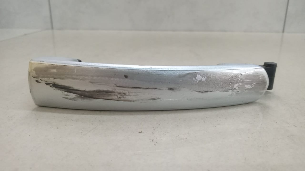 Puxador Maçaneta Externa Dianteira Esquerdo Jetta 2012 2013