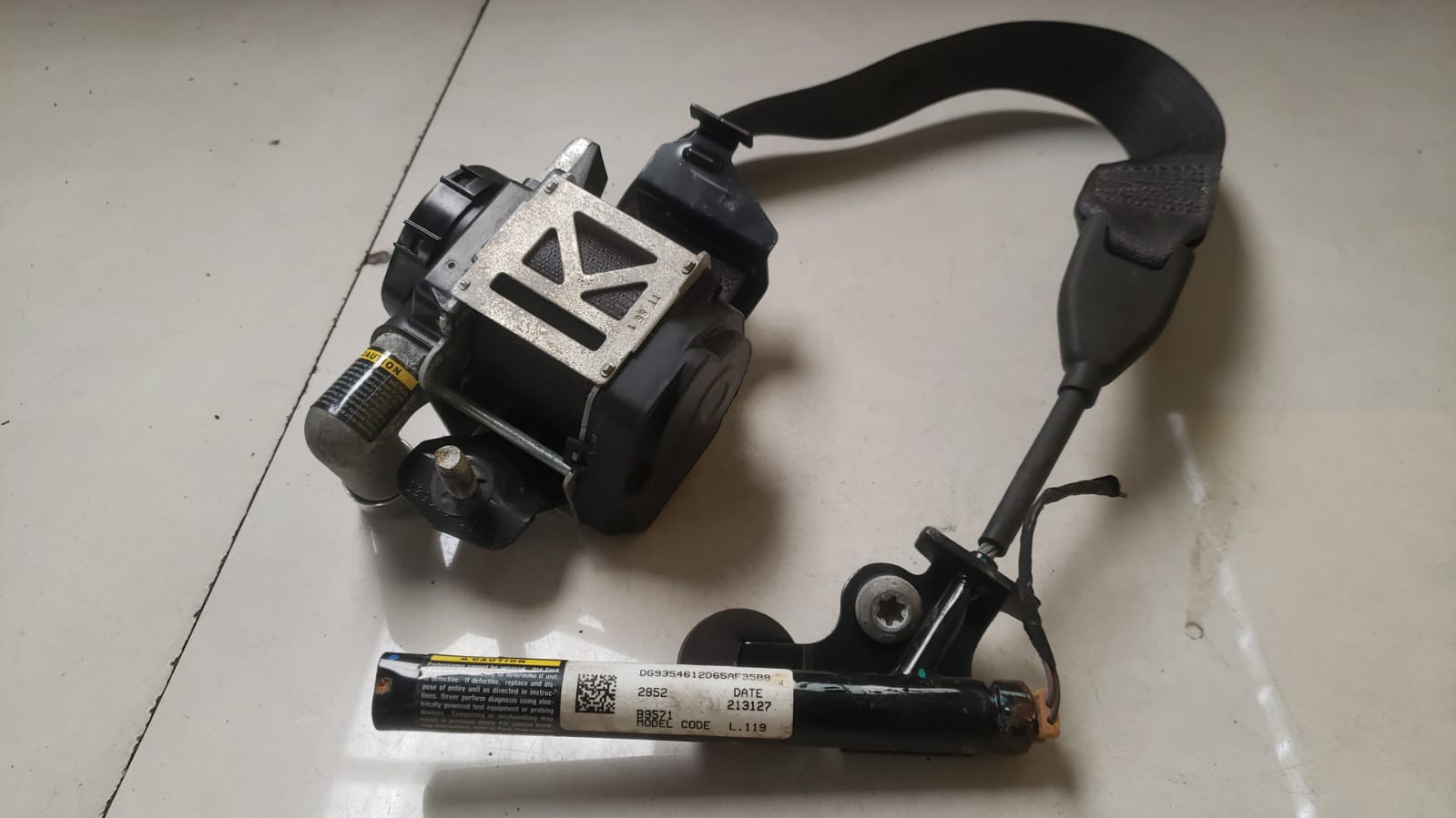 Cinto segurança dianteiro esquerdo Ford fusion 2013 a 2019