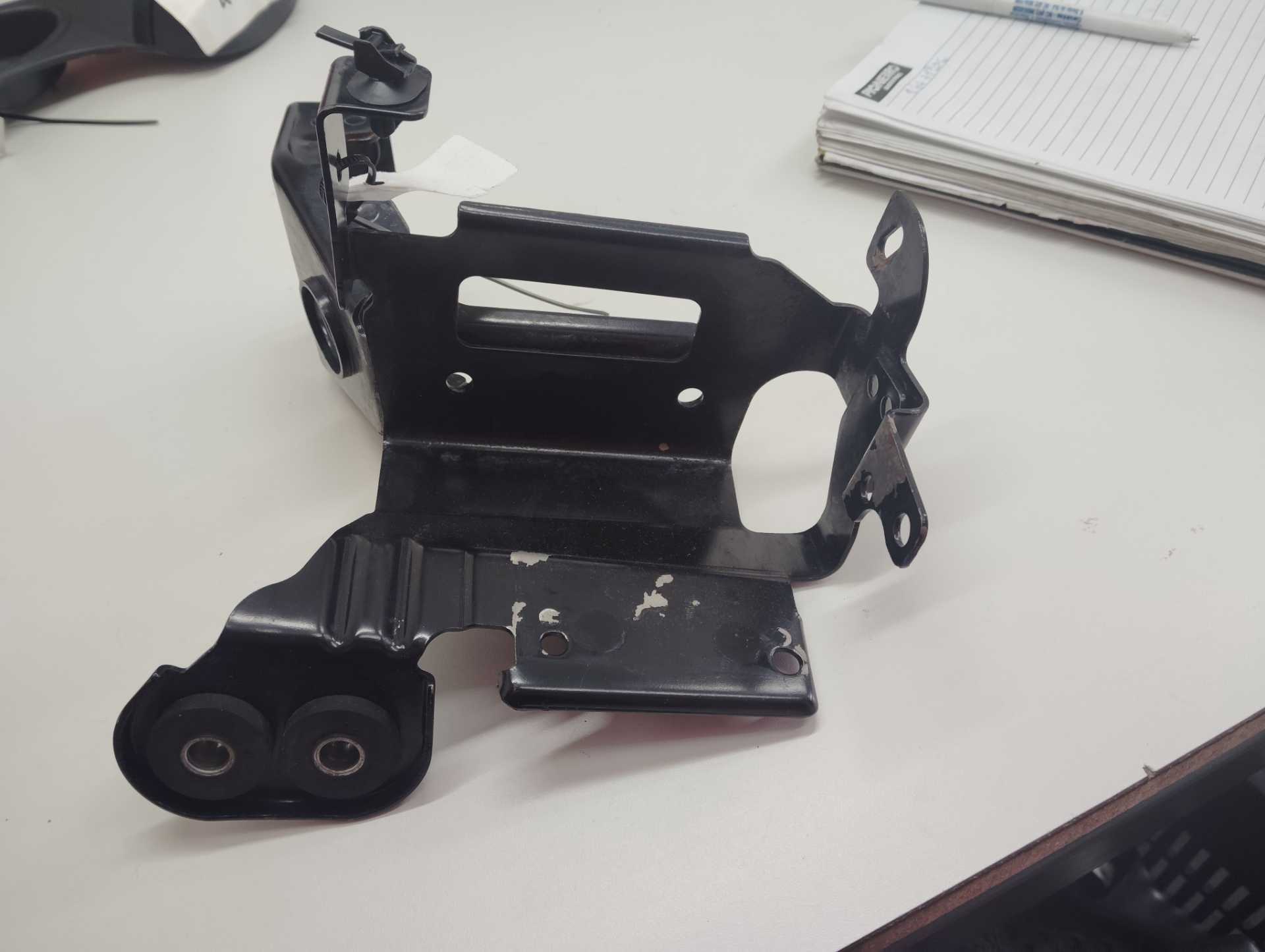 Suporte Módulo Abs Chevrolet Cruze Lt 1.8 At 2012