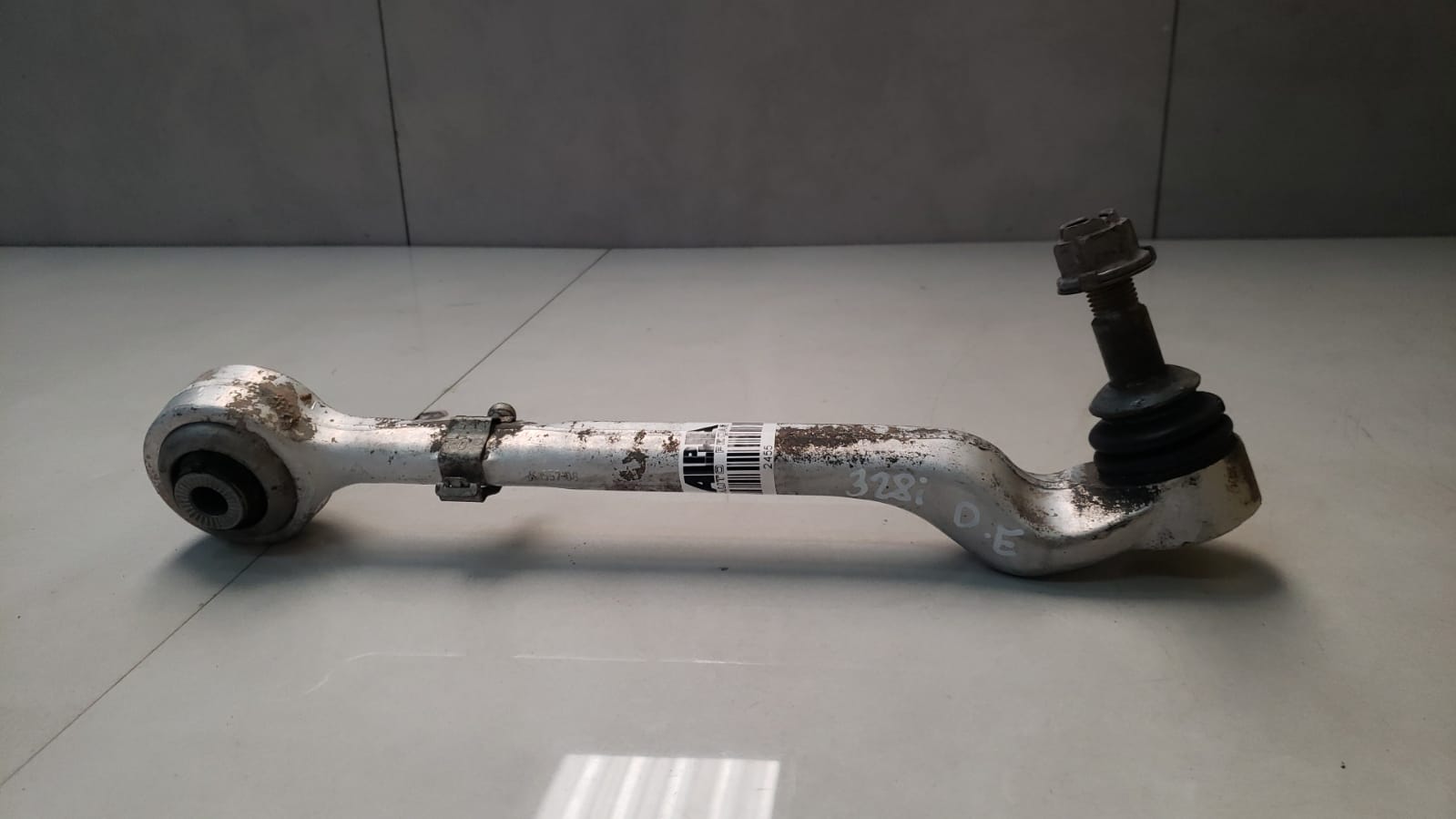 Braço Tirante Dianteira Esquerda Bmw 328i 2013 A 2016