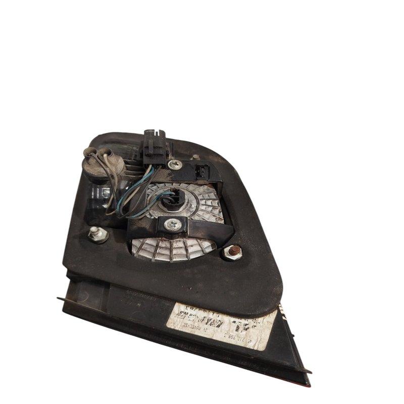 Lanterna traseiro esquerdo tampa fiat siena 2008 a 2015