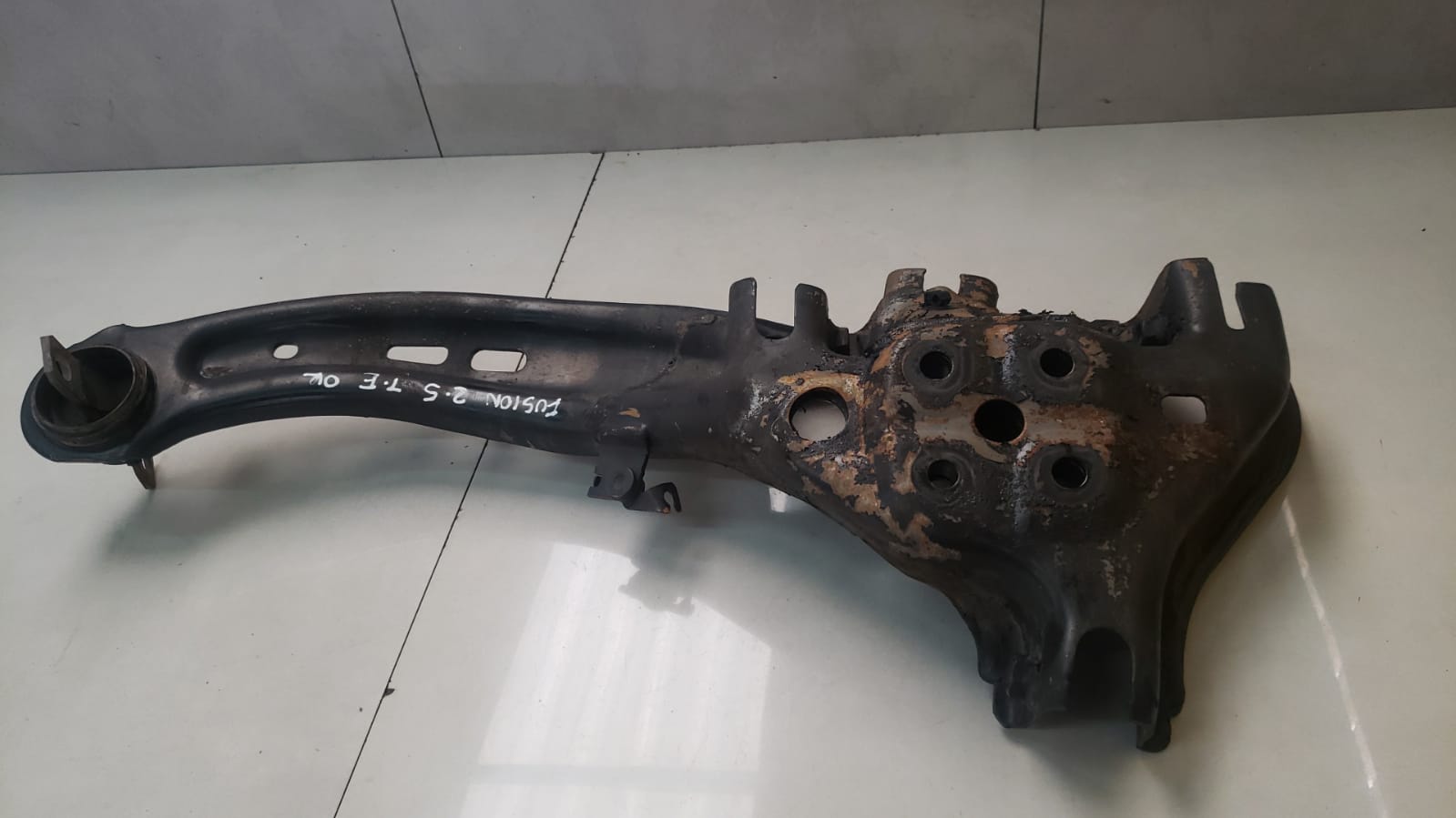 Facao Traseiro Esquerdo Ford Fusion 2.5 2009 A 2012