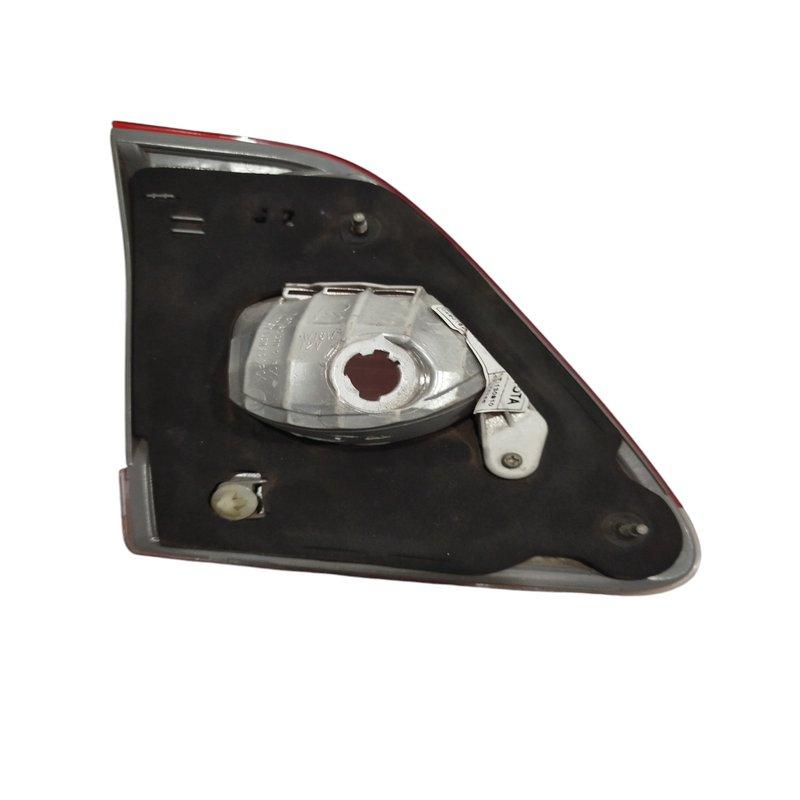 Lanterna tampa direito traseiro l toyota corolla 2010 a 2014