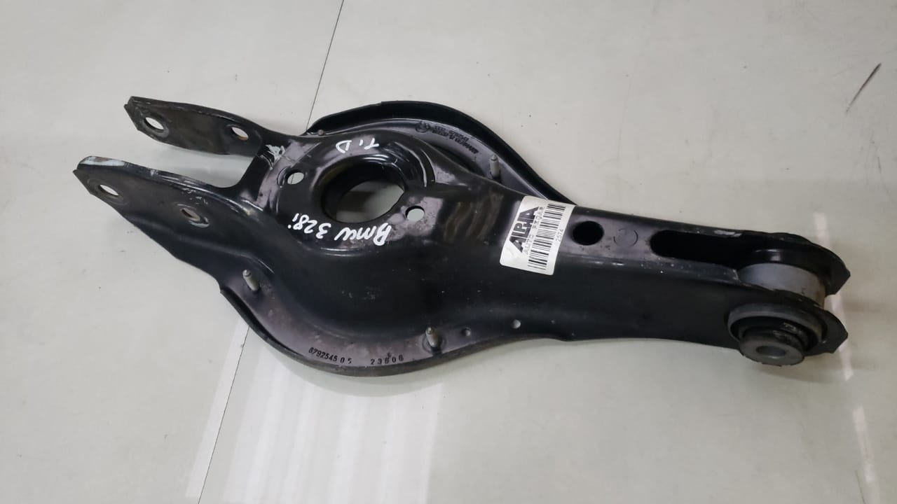 Bandeja Traseira Direita Bmw 328i 2013 A 2016