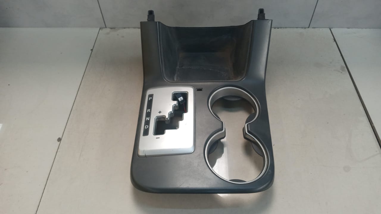 Moldura Console Central Kia Sorento 2010 - 2012