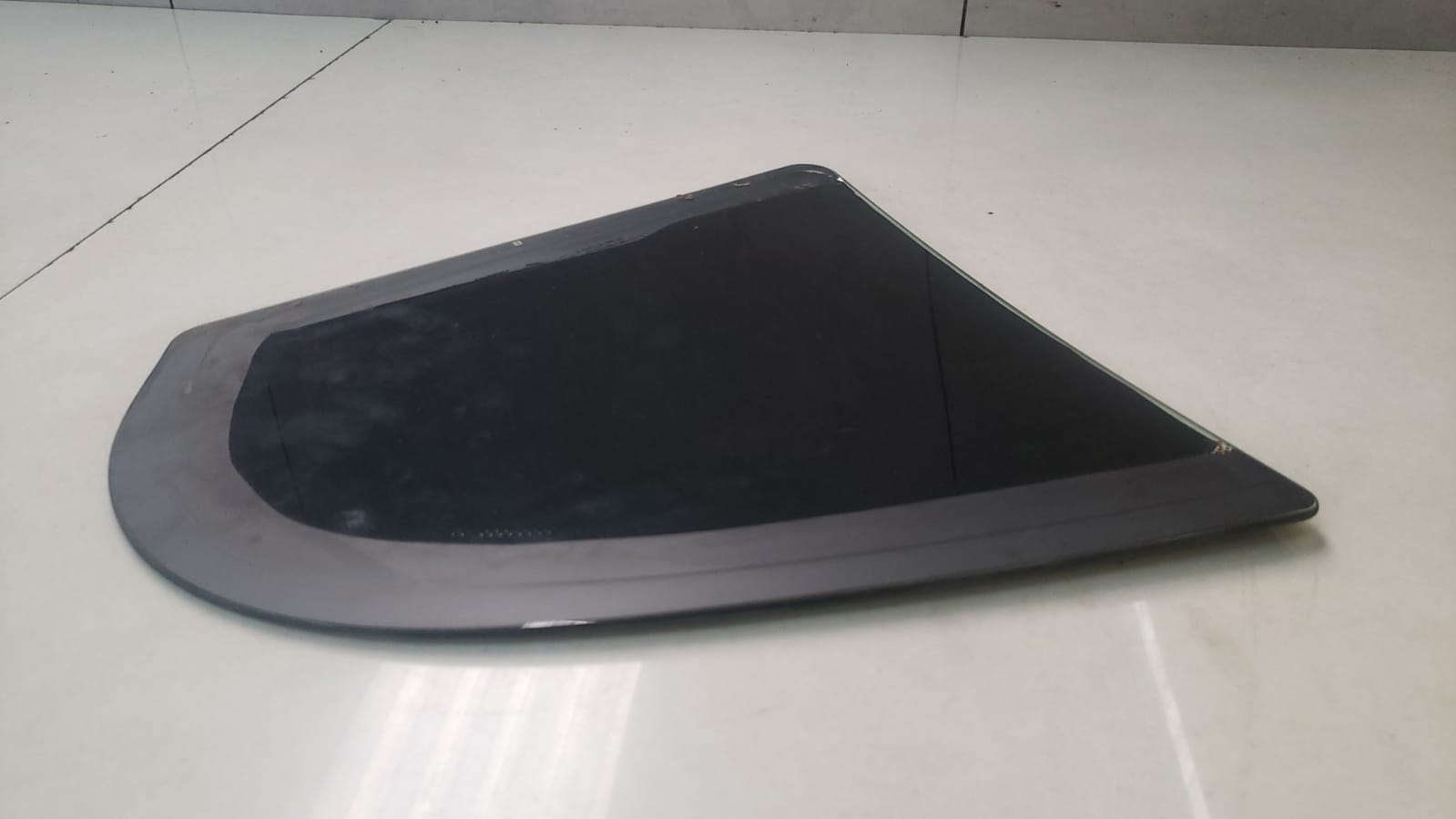 Vidro Fixo Traseiro Direito Renault Fluence 2011 A 2014