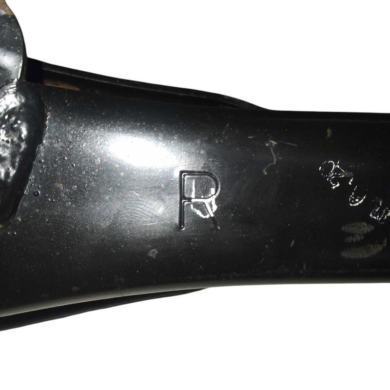 BANDEJA INFERIOR DIANTEIRA DIREITA PAJERO TR4 E IO 98 A 15