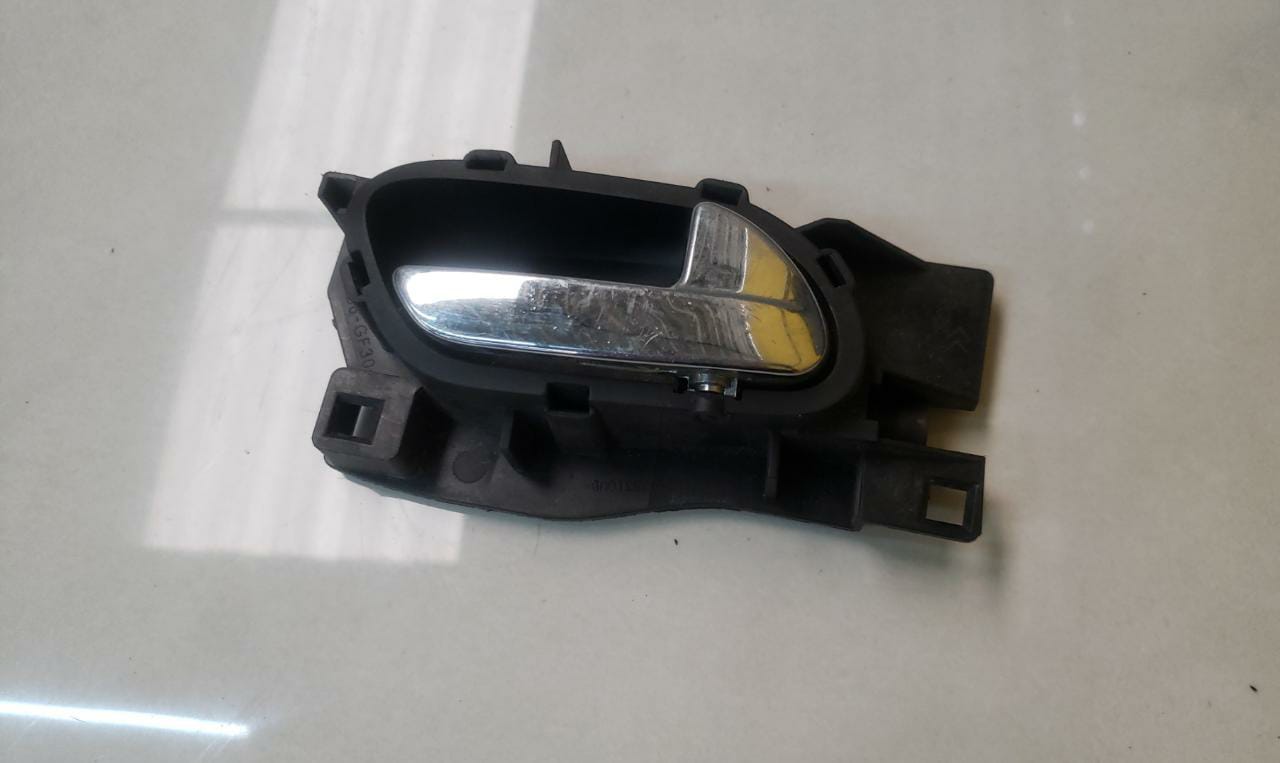 Maçaneta Interna Direita Citroen C5 2008 A 2012 (4)