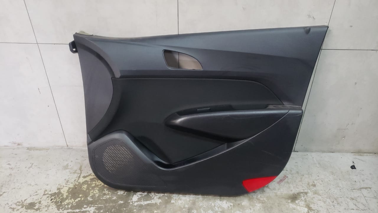 Forro De Porta Dianteira Direita Hyundai Hb20 2012-2018 (2)