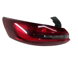 Lanterna Traseira Esquerda Fastback 2022/ (Canto)