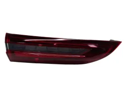 Lanterna Traseira Esquerda Fastback 2022/ (Mala)