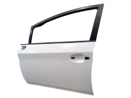 PORTA DIANTEIRA ESQUERDA TOYOTA PRIUS 2013 2014 A 2015