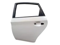 PORTA TRASEIRA ESQUERDA TOYOTA PRIUS 2013 2014 A 2015