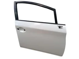 PORTA DIANTEIRA DIREITA TOYOTA PRIUS 2013 2014 A 2015