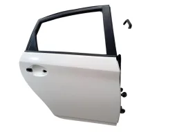 PORTA TRASEIRA DIREITA TOYOTA PRIUS 2013 2014 A 2015