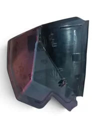 ACABAMENTO MOLDURA LANTERNA DIREITA HAVAL H6 2023-25 DETALHE