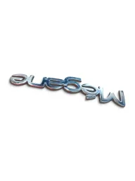 EMBLEMA LETREIRO NOME TRASEIRO MEGANE 2.0 1998 1999-2005