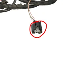 CHICOTE SENSOR RE PARACHOQUE RENAULT SANDERO 2015 A 2023 240153463R