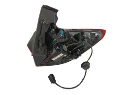 Lanterna Traseira Esquerda Tracker 2020 a 2025 (canto) S/Led