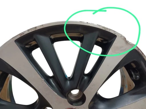 RODA AVULSA ARO 15 YARIS 2019/.. (DETALHE)