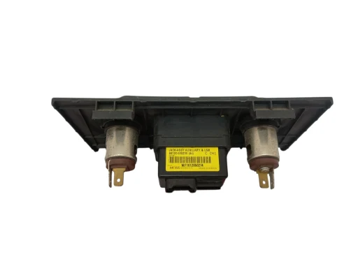 ENTRADA USB/AUXILIAR HYUNDAI CRETA 2017 A 2021 84621M4000