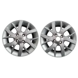 Par de Rodas Nissan Versa Aro 15