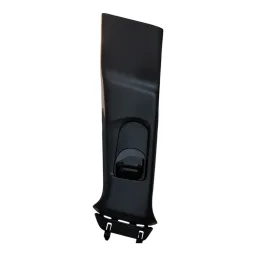 Acabamento Coluna Central Direita Classe GLA 1.6 2015 A 2020