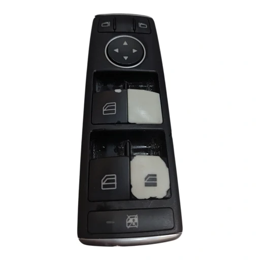 Botão Comando Dianteiro Esquerdo Classe GLA 1.6 2015 A 2020