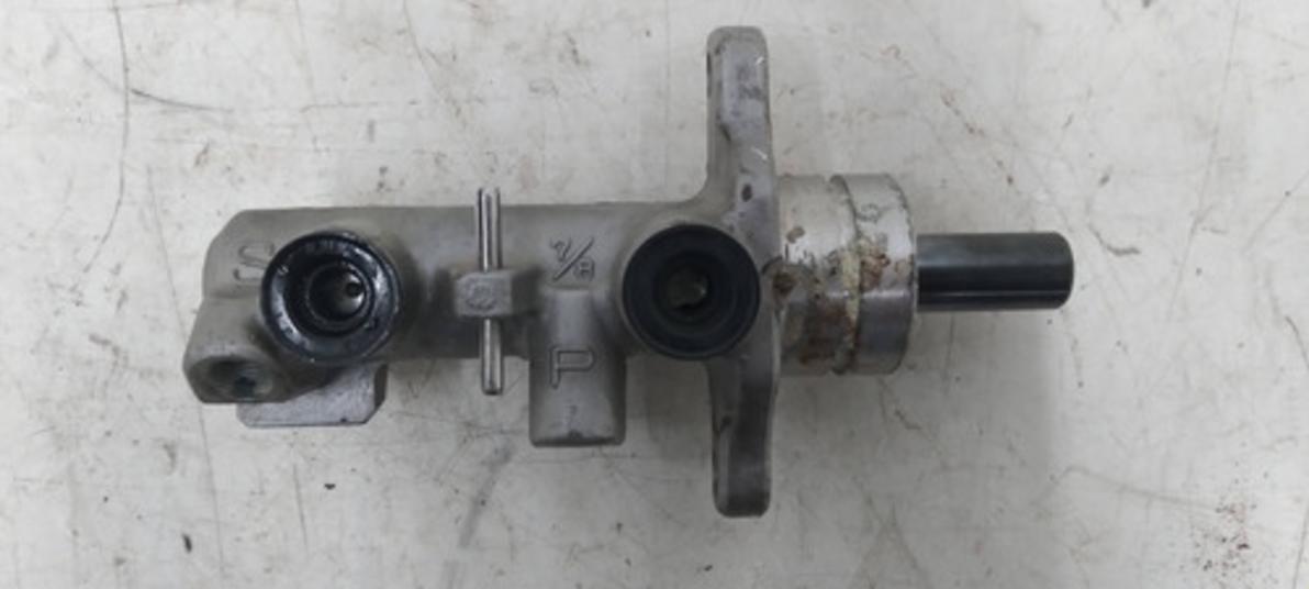 Cilindro Mestre Freio Mitsubishi Pajero Tr4 03 A 06 7/8
