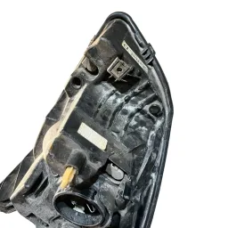 FAROL DIREITO SANDERO 2008 2009 A 2011 MASC NEGRA