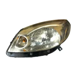Farol Dianteiro Sandero 2012 2013 2014 Máscara Cromada