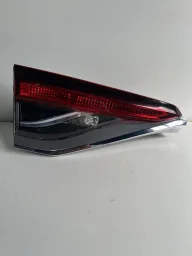 Lanterna Tampa L.E Toyota Corolla 2020 A 2025 E1335236