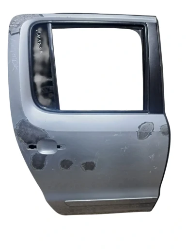 Porta traseira direita amarok 2011 2012 2013/.. com detalhe