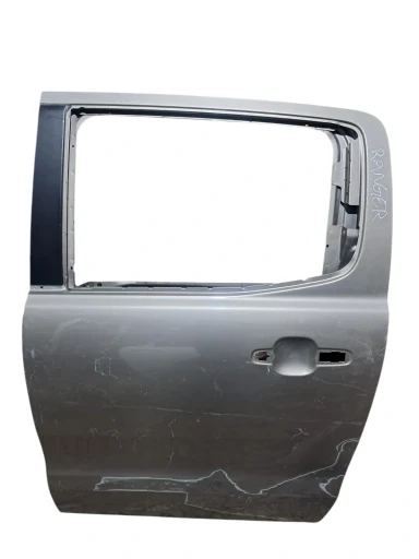 Porta traseira esquerda ranger 2013 2014 a 2023 com detalhe