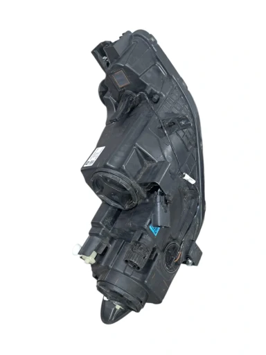 Farol Esquerdo Tracker 2020 2021 a 2025 S/ Led COM DETALHE 52173375