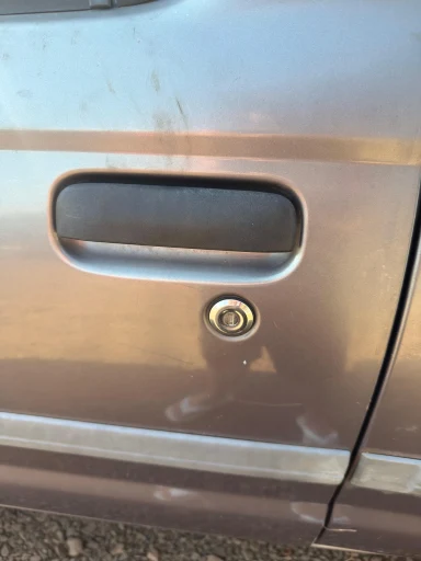Porta Dianteira Esquerda XTerra 2003 a 2007 C/Detalhe