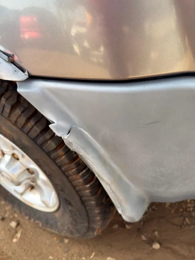 Lateral traseira esquerda XTerra 2003 a 2007 C/Detalhe