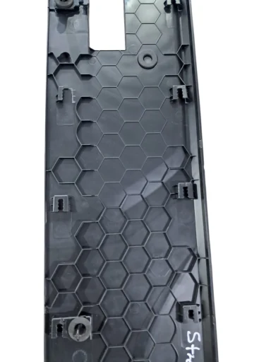 Moldura Suporte Placa Traseira Strada 2021/.. com detalhe 100253393