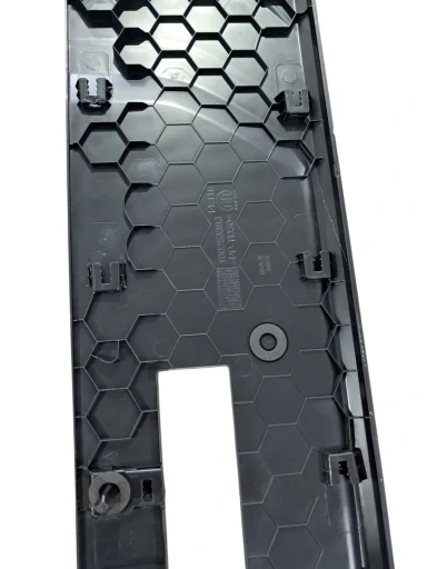 Moldura Suporte Placa Traseira Strada 2021/.. com detalhe 100253393