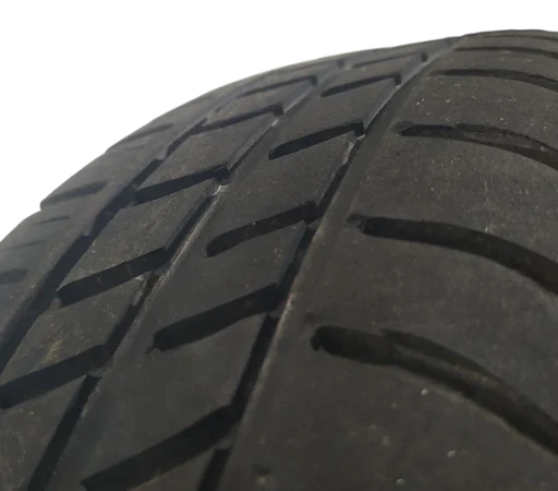 Roda Aro 14 175/65/14 Furação 4x108 Pneu