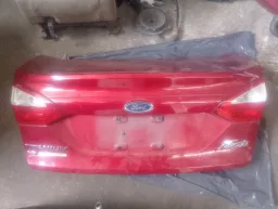 Tampa Traseira New Fiesta Sedan 2014 2015 a 2017