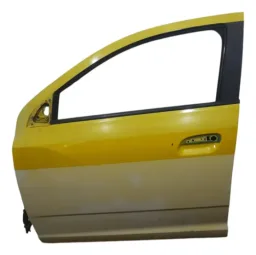 Porta Dianteira Esquerda Gm Cobalt 2013 A 2020 Detalhes Dianteira Esquerdo