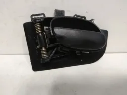 Maçaneta Interna Dianteira Esquerda Peugeot 207 2007 A 2012
