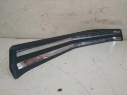 Soleira Porta Traseira Direita Bmw 325i 2006 2007 A 2012