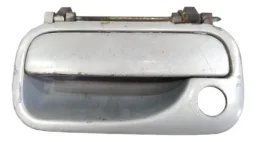 Maçaneta Externa Dianteira Esquerda Gm Vectra 1997 A 2005
