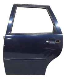 Porta Traseira Esquerda Polo Classic 1997 A 2002 C/ Avaria
