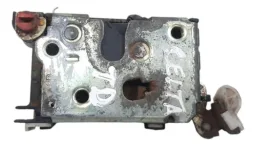 Fechadura Porta Traseira Direita Celta 2008 A 2014 C Detalhe