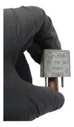 Rele Auxiliar Do Ar Condicionado Volkswagen 191937503